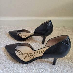 Black D’Orsay kitten heels sz 9